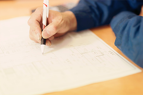 お客様の目標を達成する製品を製造します